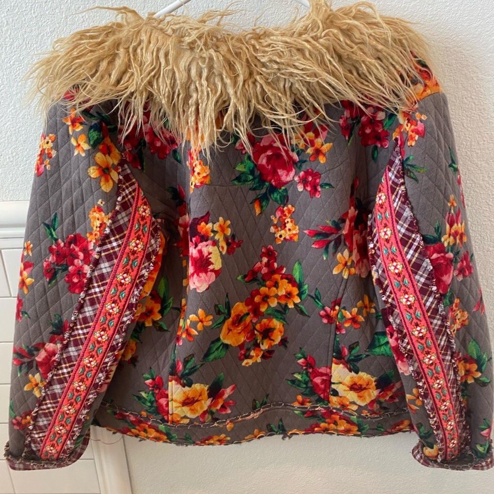 Ivy Jane Jacket - Picture 3 of 3